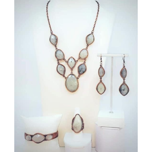 Kayy's Bling Boutique