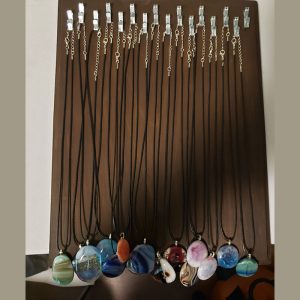 Glass necklace pendants
