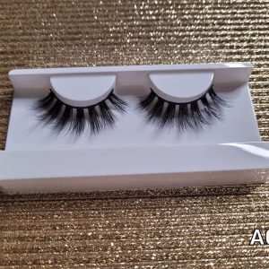 Dainty Brows & Lashes